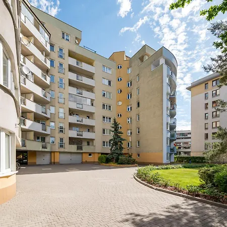 Grodkowska Standard By Bookinghost Apartamento