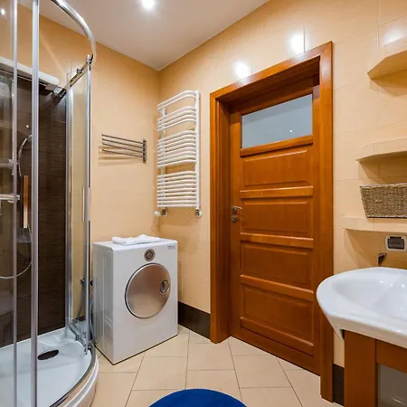 Grodkowska Standard By Bookinghost Apartamento